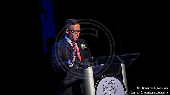 DGrosmark-LOS_Gala2016_Stage_20160201DG4_6104-2