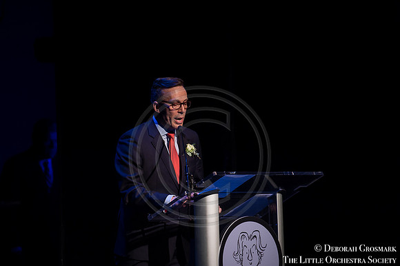 DGrosmark-LOS_Gala2016_Stage_20160201DG4_6120-2