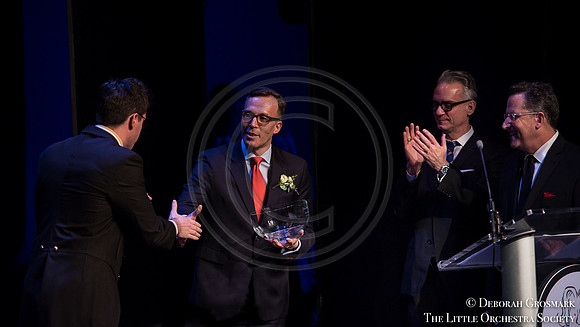 DGrosmark-LOS_Gala2016_Stage_20160201DG4_6132-2