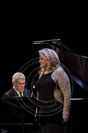 DGrosmark-LOS_Gala2016_Stage_20160201DG4_5993