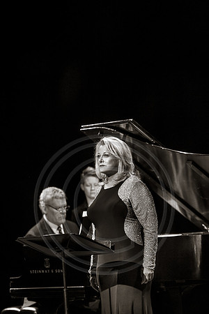 DGrosmark-LOS_Gala2016_Stage_20160201DG4_5992_SEP2