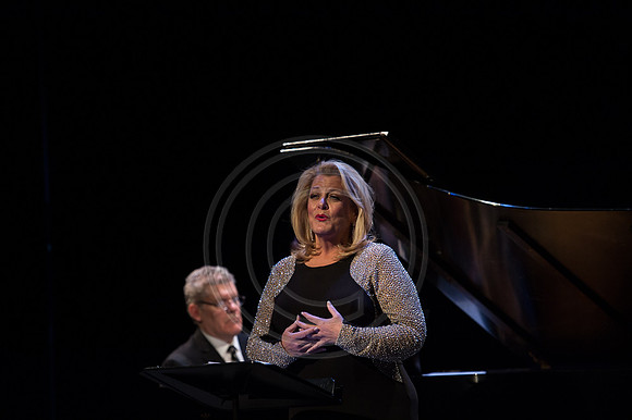 DGrosmark-LOS_Gala2016_Stage_20160201DG4_5978