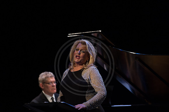 DGrosmark-LOS_Gala2016_Stage_20160201DG4_5975