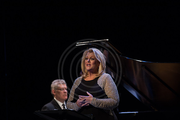 DGrosmark-LOS_Gala2016_Stage_20160201DG4_5979