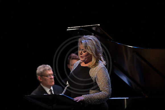 DGrosmark-LOS_Gala2016_Stage_20160201DG4_5973