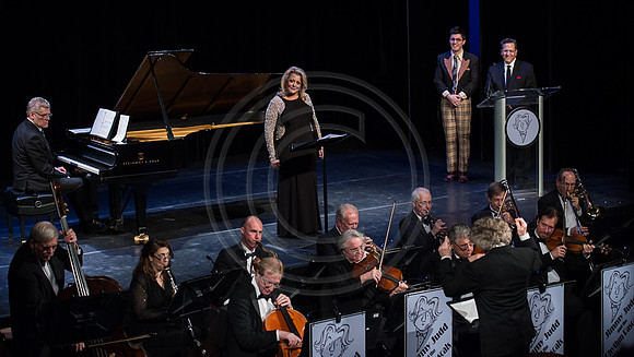 DGrosmark-LOS_Gala2016_Stage_20160201DG4_6170-2