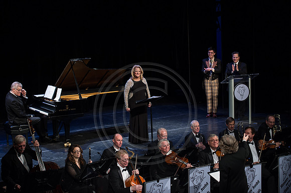 DGrosmark-LOS_Gala2016_Stage_20160201DG4_6171