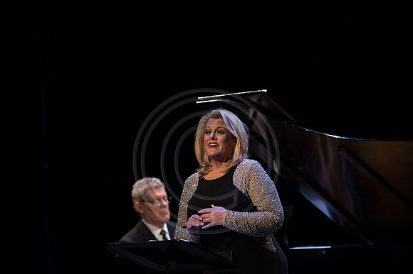 DGrosmark-LOS_Gala2016_Stage_20160201DG4_5977