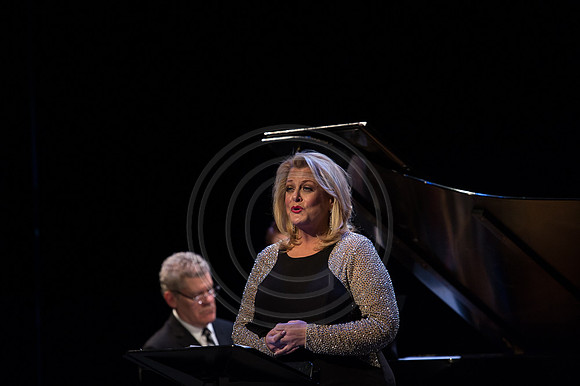 DGrosmark-LOS_Gala2016_Stage_20160201DG4_5981