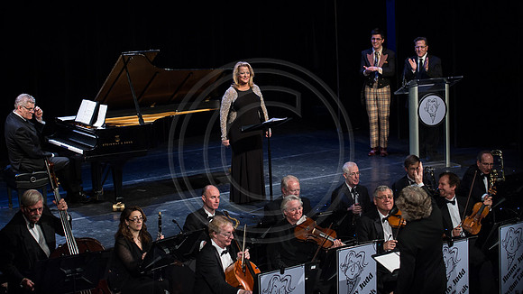 DGrosmark-LOS_Gala2016_Stage_20160201DG4_6172-2