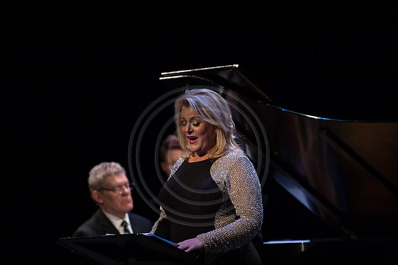 DGrosmark-LOS_Gala2016_Stage_20160201DG4_5972