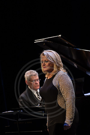 DGrosmark-LOS_Gala2016_Stage_20160201DG4_5995-2